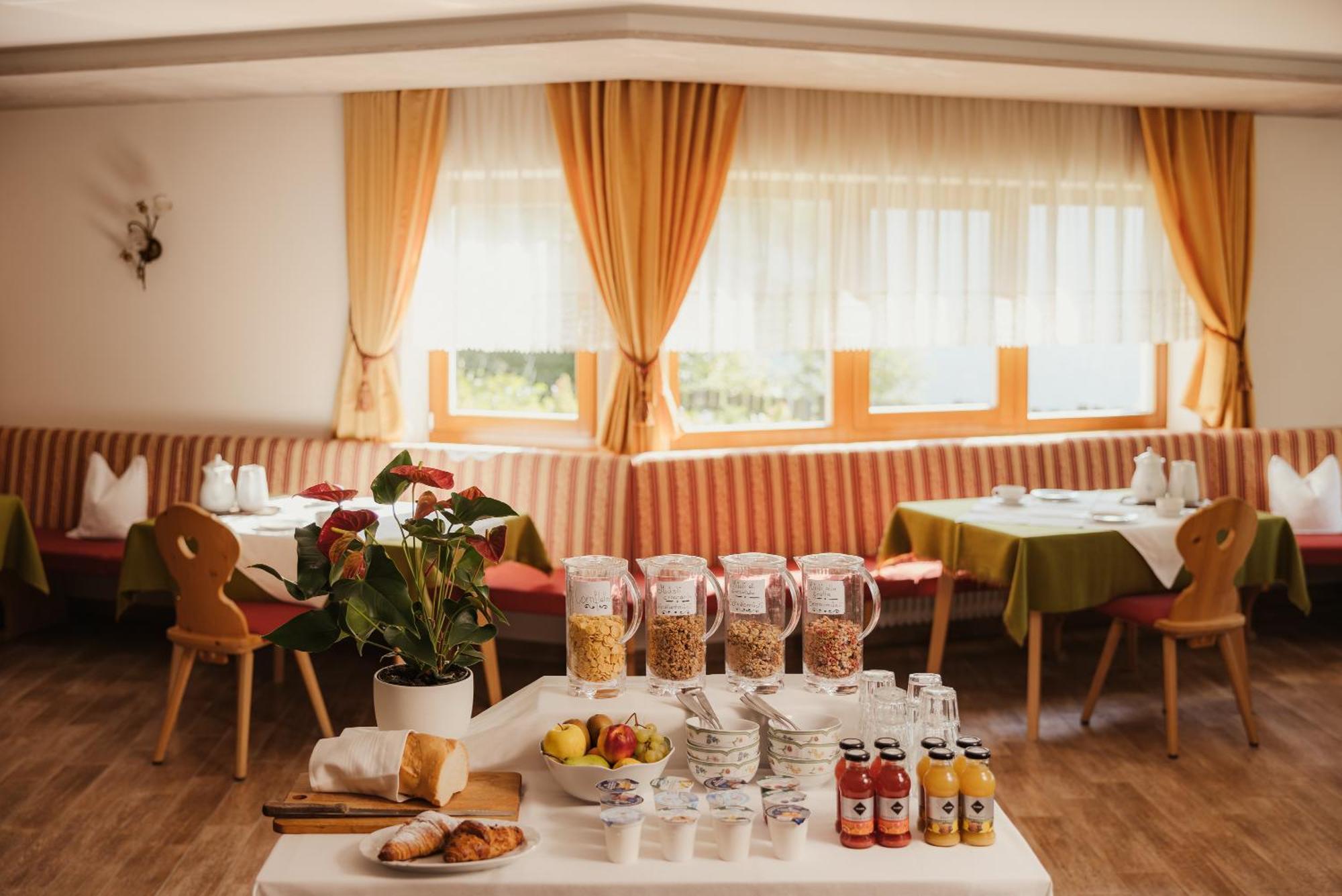 Pension Torr Sankt Martin im Turm Buitenkant foto